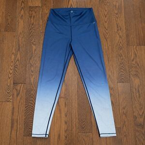 {AR-33} high-waisted ombré leggings, M